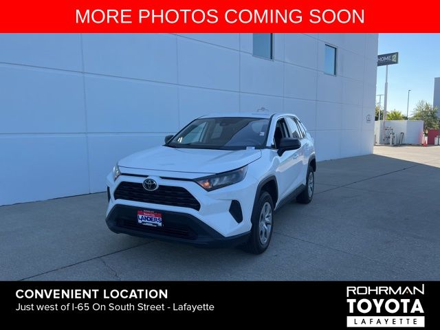 2022 Toyota RAV4 LE 2