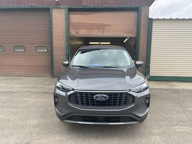 Used 2025 Ford Escape SUV