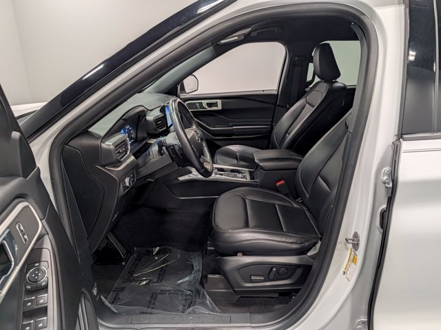 Used 2020 White Ford XLT image 10