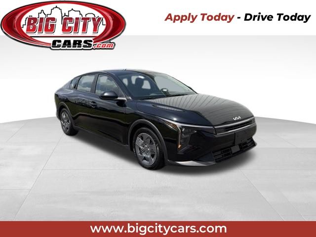 Aurora Black 2025 Kia K4 LX FWD Sedan Front-Wheel Drive Continuously Variable Transmission