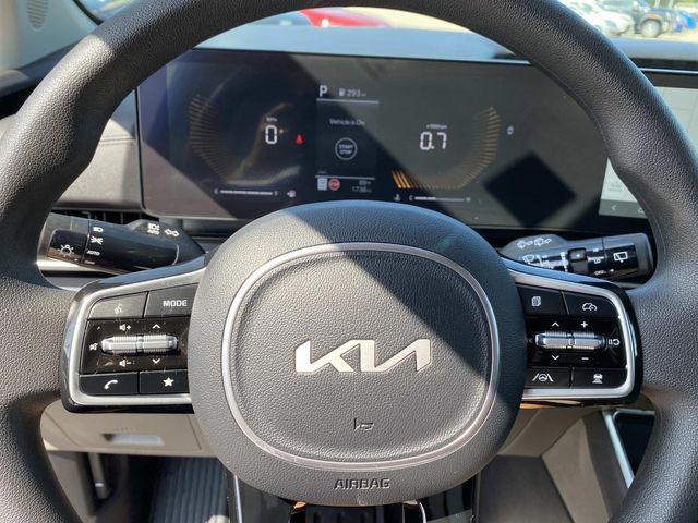 Used 2026 Kia Carnival Van