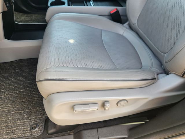 2023 Honda Odyssey Elite Silver at Classic Elite Chevrolet Sugar Land