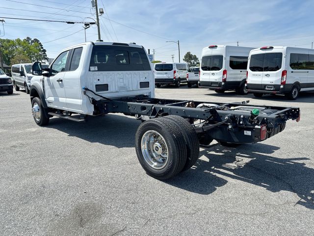 New 2026 Oxford White Ford F-450® XL image 7