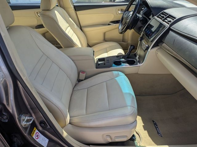 Used 2016 Toyota Camry XLE 4D Sedan