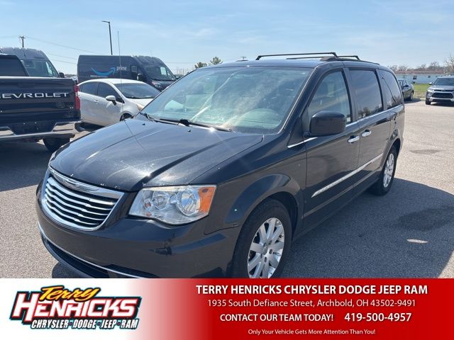 Brilliant Black Crystal Pearlcoat 2016 Chrysler Town & Country Touring FWD Minivan Front-Wheel Drive 6-Speed Automatic