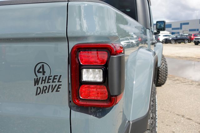 new 2025 Jeep Gladiator car, priced at $44,625