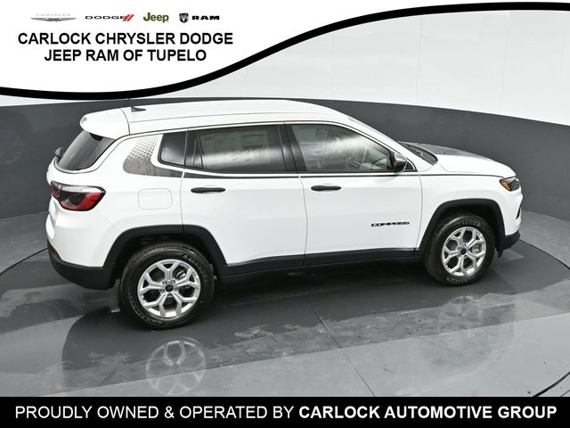 2025 Jeep Compass Sport 31