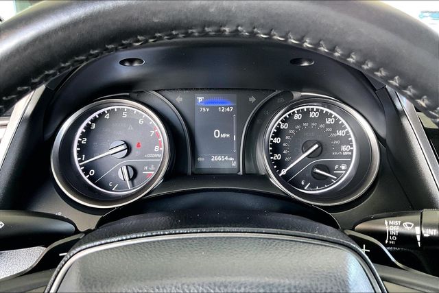 Used 2022 Toyota Camry SE 4D Sedan