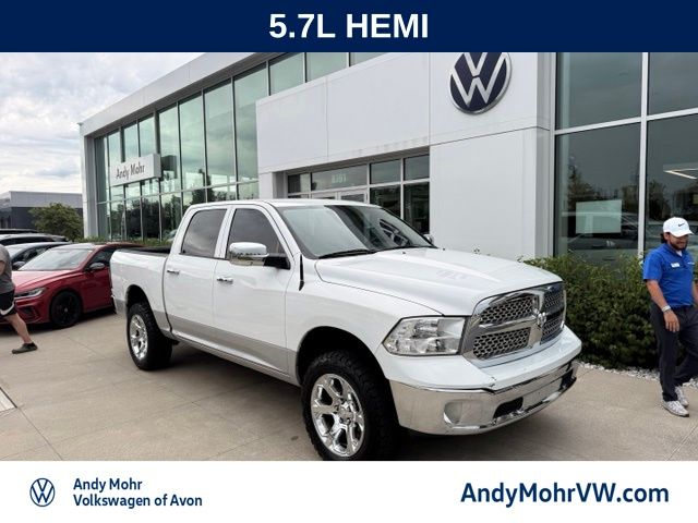 Bright White Clearcoat 2015 RAM 1500 Pickup Truck Four-Wheel Drive 8-Speed Automatic