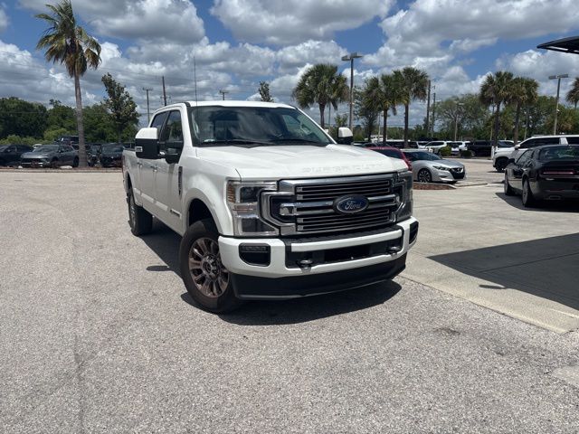 White 2020 Ford F-250 Super Duty Limited Crew Cab 4WD Pickup Truck Four-Wheel Drive Automatic