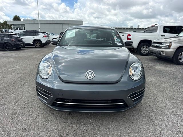 2018 Volkswagen Beetle - $22,888