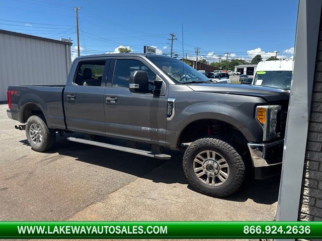 2017 Ford F-250 Super Duty XLT Crew Cab 4WD