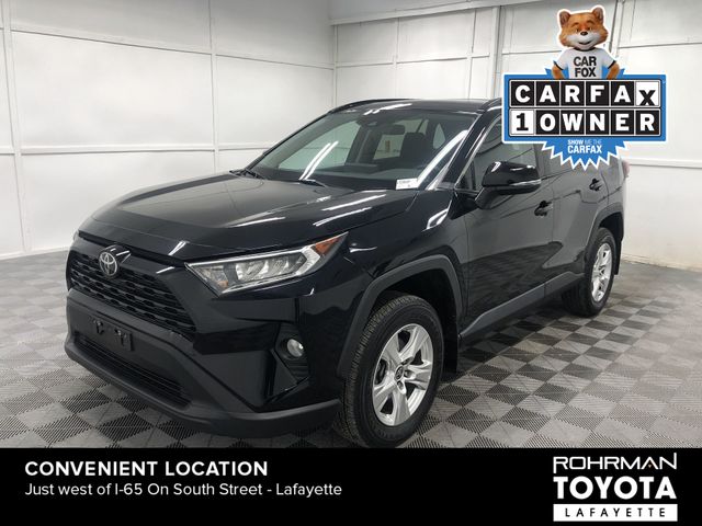 2021 Toyota RAV4 XLE 2