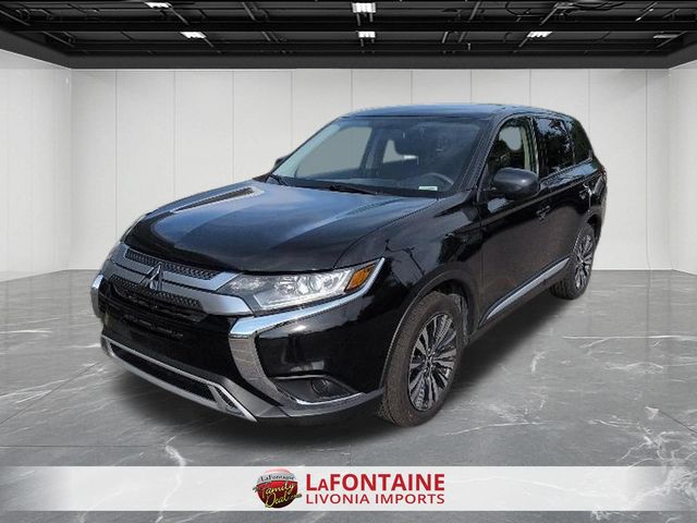 Used 2020 Mitsubishi Outlander ES with VIN JA4AD2A35LJ000145 for sale in Livonia, MI
