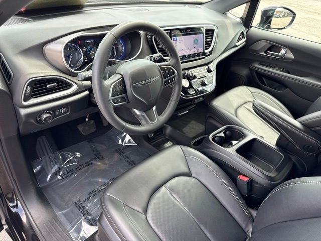 2025 Chrysler Pacifica - $25,988