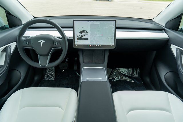 2021 Tesla Model Y Long Range 14