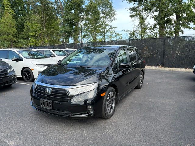 Crystal Black Pearl 2023 Honda Odyssey Minivan Front-Wheel Drive Automatic
