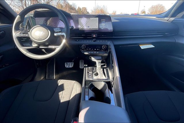2025 Hyundai Elantra Hybrid SEL Sport photo