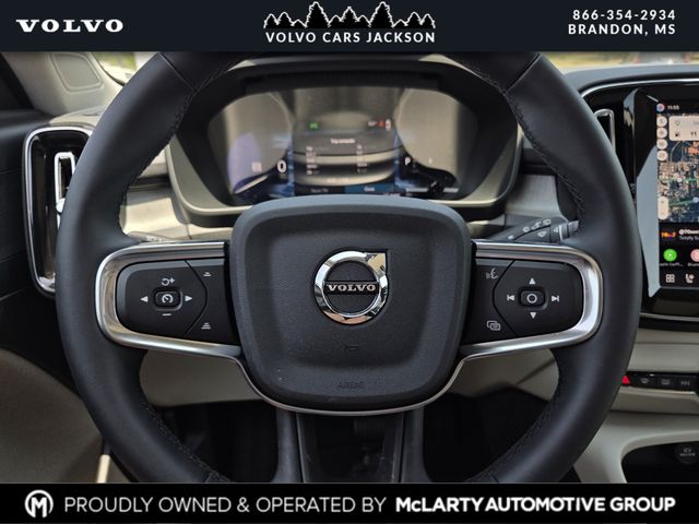 Used 2026 Volvo XC40 SUV