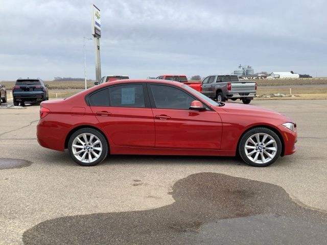 2017 BMW 3 Series 320i xDrive Sedan AWD