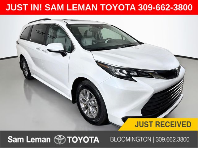 2025 Toyota Sienna XLE 7-Passenger FWD
