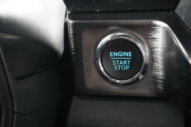 Used 2023 Black Ford Lariat image 17