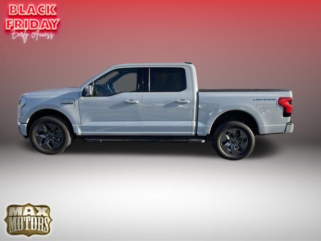 2023 Ford F-150 Lightning Lariat 15