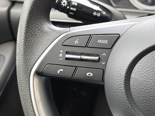 2023 Hyundai Sonata SE:167717A