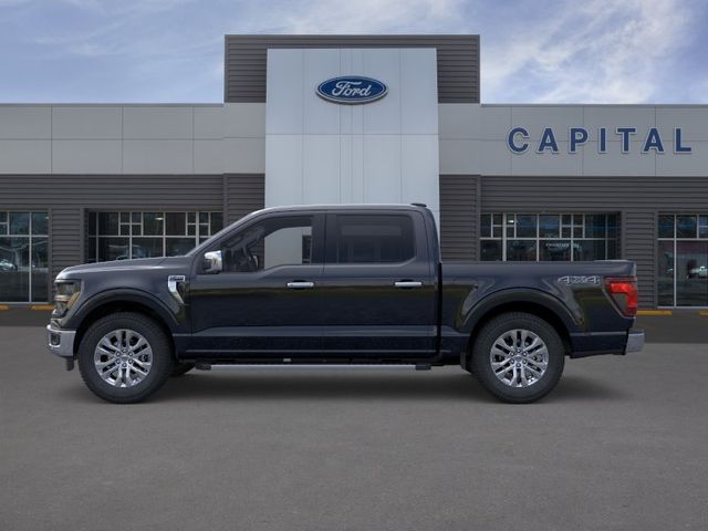 New 2026 Black Ford XLT image 3