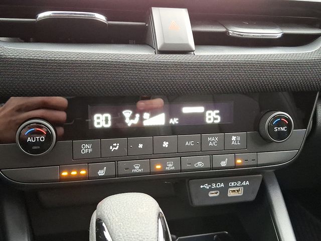 new 2026 Subaru Outback car, priced at $40,102