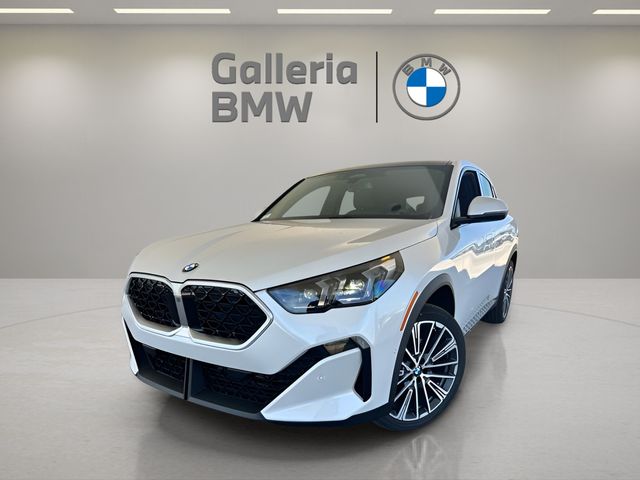 2026 BMW X2 28i's photo