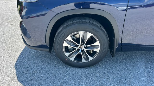New 2026 Toyota Highlander SUV