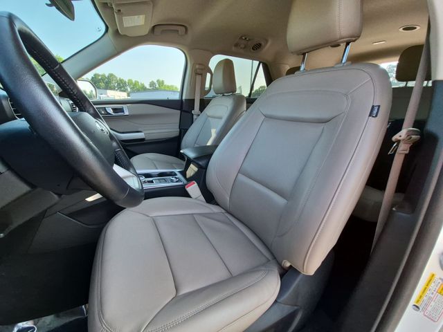 Used 2023 White Ford XLT image 21