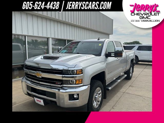 Silver Ice Metallic 2019 Chevrolet Silverado 3500HD Pickup Truck Four-Wheel Drive 6-Speed Automatic