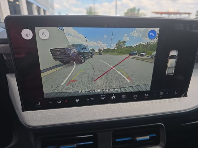 New 2026 Azure Gray Metallic Tri-Coat Ford XLT image 22