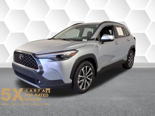 2022 Toyota Corolla Cross XLE photo