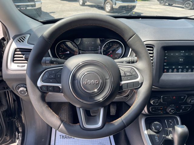 2021 Jeep Compass Latitude - Diamond Black exterior view 19