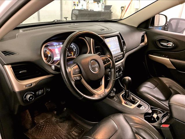 2018 Jeep Cherokee Limited White at Auto Express Mitsubishi