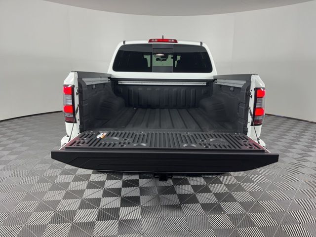 2025 Glacier White Nissan Frontier PRO-X RWD Truck