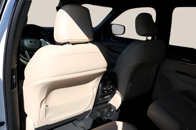 New Car 2025 Jeep Grand Cherokee L  Limited For Sale Under $40,000 In Austin, Texas