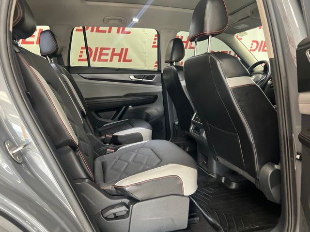 Used 2024 Volkswagen Atlas SUV