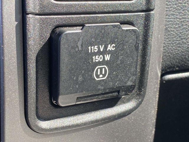 2017 Brilliant Black Crystal Pearlcoat Ram 1500 Night RWD Truck