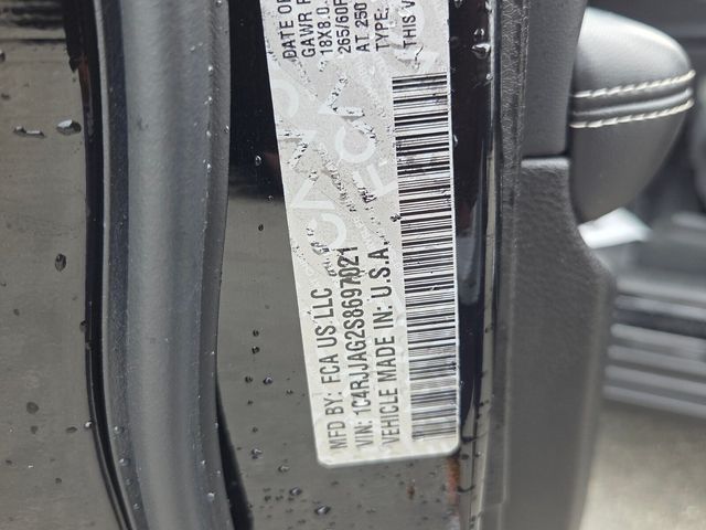 Used 2025 Jeep Grand Cherokee L SUV