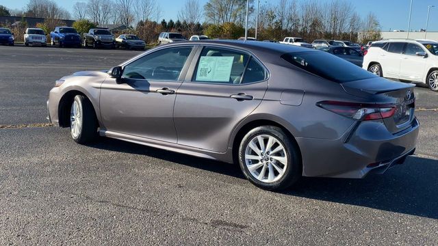 2021 Toyota Camry SE 6