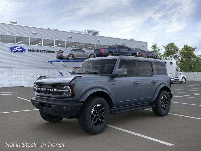 2024 Ford Bronco Outer Banks 2