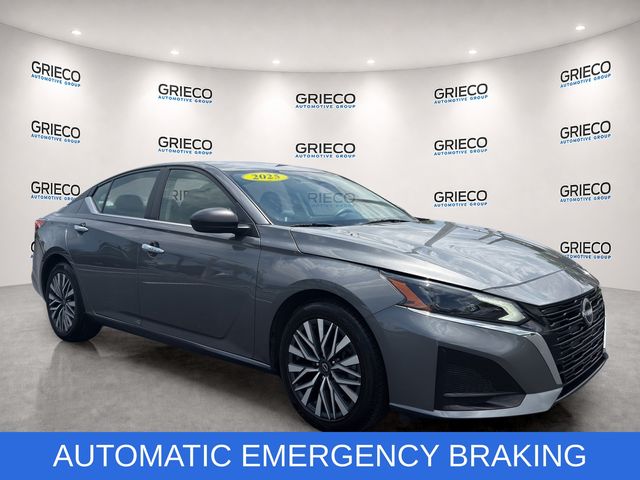 Gray (Gun Metallic) 2025 Nissan Altima Sedan Front-Wheel Drive Continuously Variable Transmission