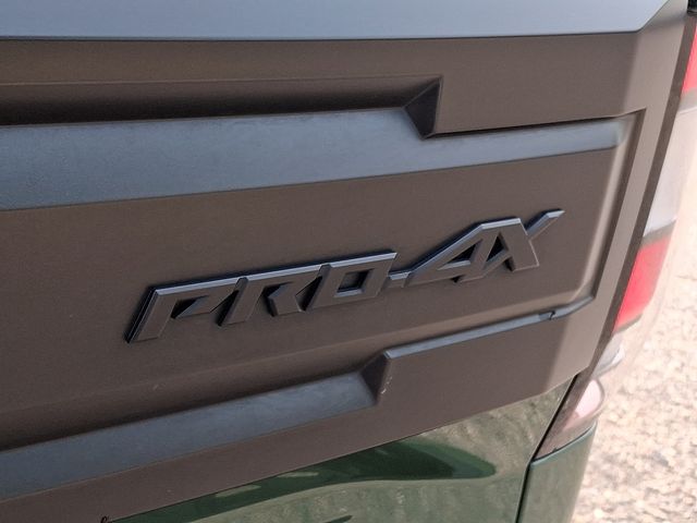Used 2025 Nissan Frontier Truck