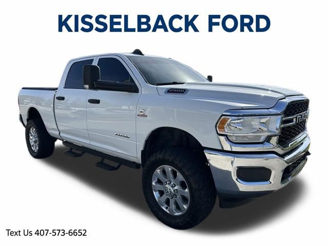 Bright White Clearcoat 2022 RAM 2500 Tradesman Crew Cab 4WD Pickup Truck Four-Wheel Drive 6-Speed Automatic
