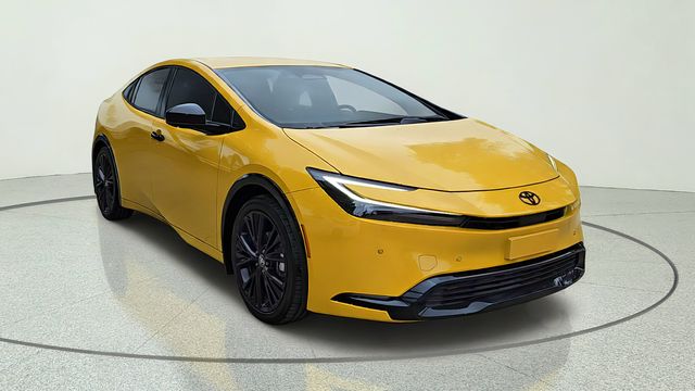 Karashi 2026 Toyota Prius Hatchback Front-Wheel Drive Continuously Variable Transmission