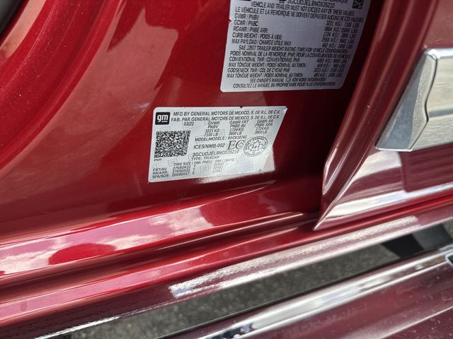 Used 2022  Chevrolet High Country image 36